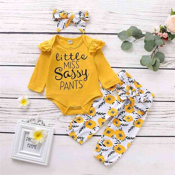 Autunno 3 pezzi Baby Girl LITTLE MISS SASSY PANTS Tuta con stampa e pantaloni con cintura floreale con fascia per capelli 210528