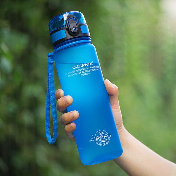 UZSPACE Bottiglie d'acqua Borraccia a prova di perdite Borraccia sportiva Tritan senza BPA per allenamenti in campeggio Palestra e attività all'aperto 210923
