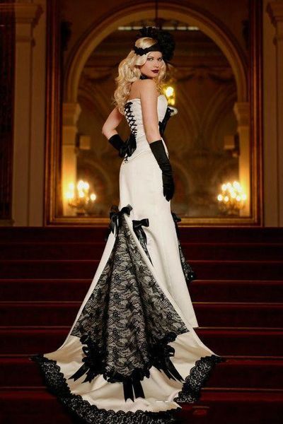 Abiti da sposa a sirena Victoria vintage gotici in bianco e nero taglie forti economici con scollo a cuore lunghezza pavimento fiocco in raso da sposa G274U