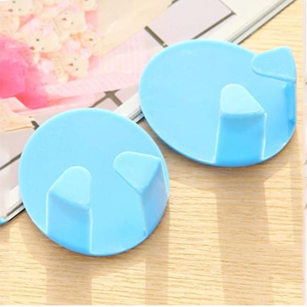 

2pcs practical self-adhesive power plug socket holder sticky hooks home el wall hanger storage tools c1 & rails