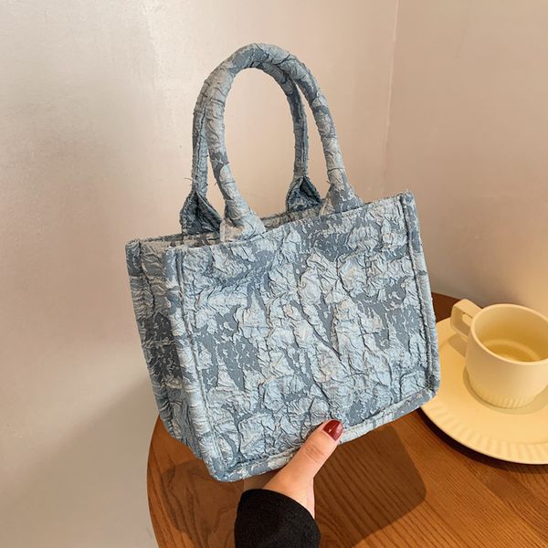 

factory direct sale 75% off nylon large capacity female 2021 new one shoulder messenger foreign style portable tote bags