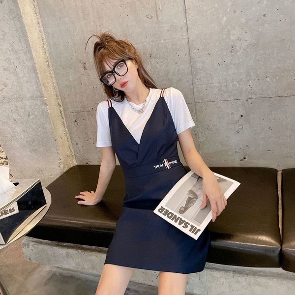 

brand european and american high end women's 2021 summer new simple white t-shirt + tricolor ribbon suspender dress two piece suit[fini, Black;gray