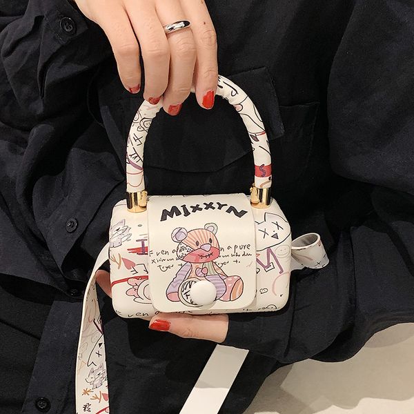 

luxurys felicie purse handbags designers this year's popular hong kong design cute bear graffiti pottery bag 2021 one shoulder messenge, Black;red
