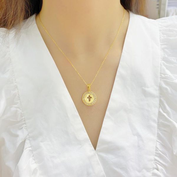 

Earrings & Necklace Simple Fashion Cross Chain For Women Men Luxury Ladies Gold Jewelry Pendant Necklaces Crucifix Christian Ornament Gifts, Silver