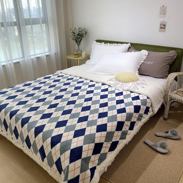

lamb wool blanket soft warm comfortable bed cover blanket modern nordic style for child and adults 150x200