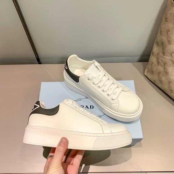 

official website 70% off outlet new thick bottom muffin, fashionable and versatile, casual lace up, little white shoes, women's sports, Black