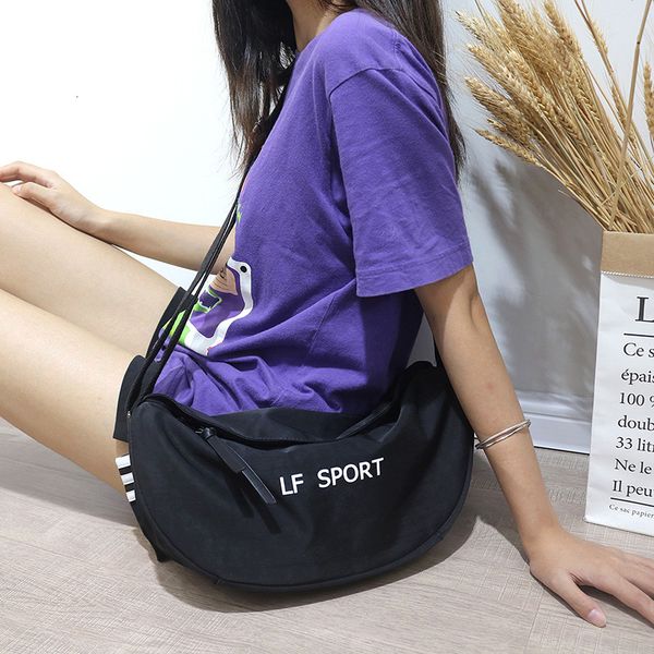 

jorge cloth bag series simple and versatile messenger large capacity crescent moon leisure single shoulder women's, Black;red