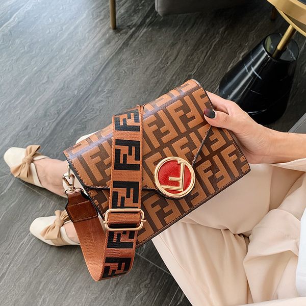 

2021 new letter embossed wide shoulder strap one shoulder messenger bag women's small square bag