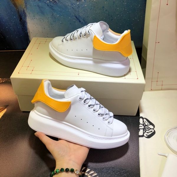 

Top Quality Man Dirty designer Shoes Real Leather Screener Designer Sneaker New embroidered strawberry Casual shoes For Women, 05