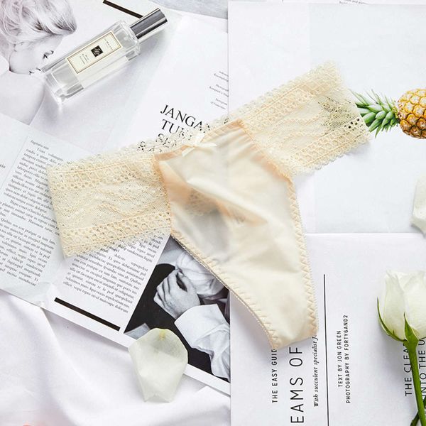 

21 new lace thong hollow out underwear love triangle pants women's four seasons k568, Black;white