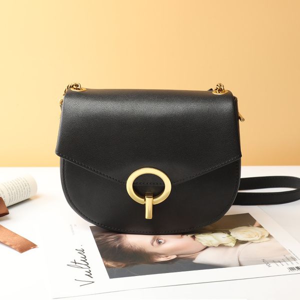 

design hand french niche leather women's 2020 new round lock buckle saddle bag korean versatile one shoulder messenger bag, Red;black