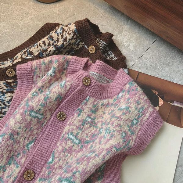 

women's vests retro style knitted vest cardigan with sleeve less and v-neck spring 2021 sweater, Black;white