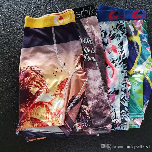 

in stock random color mens designer boxer underwear shorts mens male underwear men boxer underpants comfortable breathable cuecas boxer6464, White;black