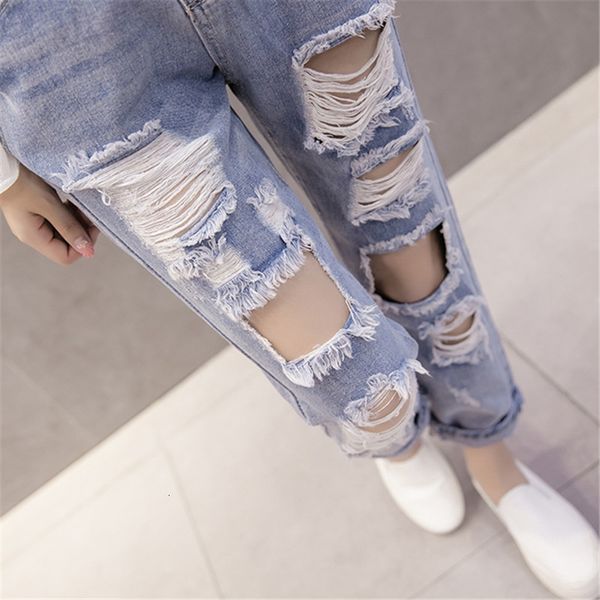 

2021 new vintage hole light blue jeans woman spring summer high waist boyfriend style fashion denim pants female ripped jean y356 11qy