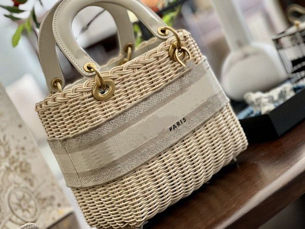 

2022 designer d embroidery string basket bag women handbag designers womens handbags luxurys designers mini wicker totes purses backpack