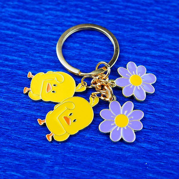 

fashion duck flower key ring yellow keychain animal gift colorful metal special lovely cute cartoon backpack car pendant dk0014, Silver