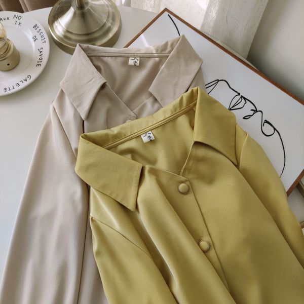 

2021 new spring imitation satin blouse v-neck diamond button conventional simple women's long sleeve shirt 52gb, White