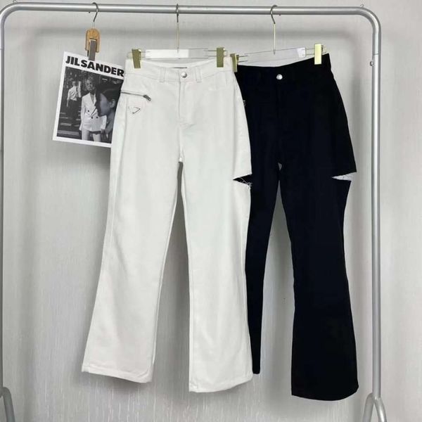 

designer p home 21 early autumn new triangle personalized hole cut side zipper design micro pull denim pants, White;black