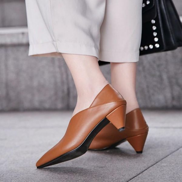 

dress shoes gpokhds 2021 women pumps soft cow leather autumn spring slip on pigskin rome style camel color pointed toe high heels, Black