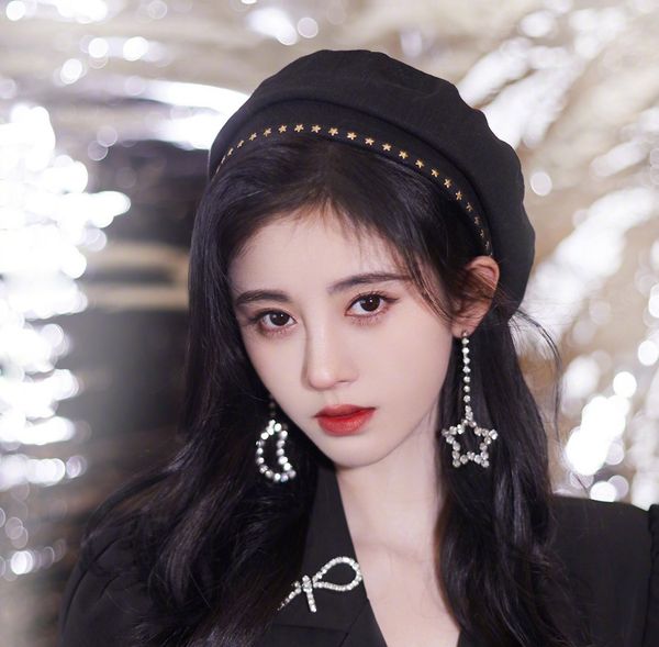 

versatile beret female spring and summer rivet black artist hat ju jingyi leisure small face star, Blue;gray