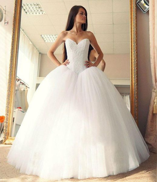 

strapless lace ball gown wedding dresses with appliques sweetheart neck sweep train lace-up back plus size bridal gowns, White