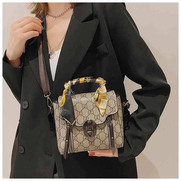 

small bag girl new fashion one shoulder messenger bag lattice square