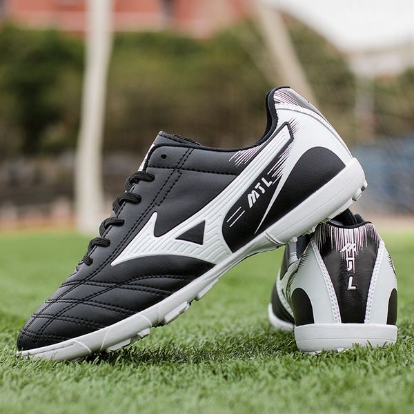 

new soccer shoes men outdoor sport sneakers tf training cleats chaussures zapatos futbol hombre brand kids adults football shoes