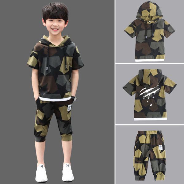 

new korean boy's camouflage handsome short sleeve t-shirt, shorts suit, hooded middle school children's summer fashion, White
