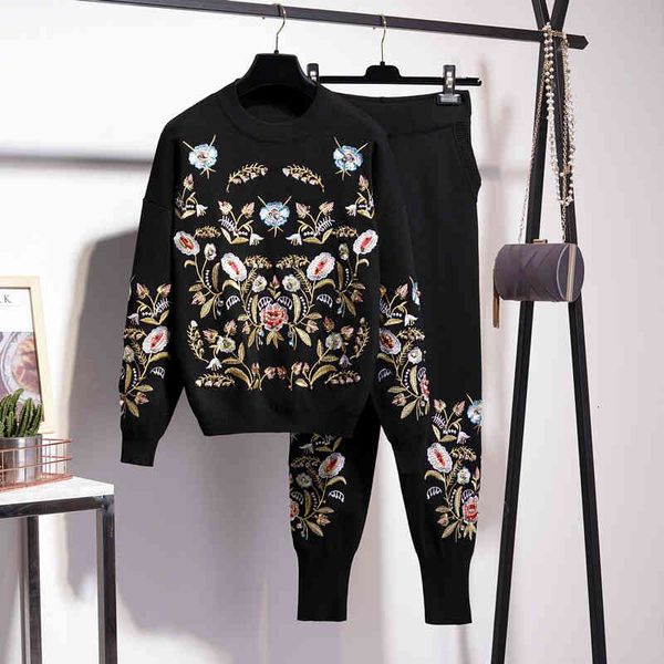 

women's two piece pants tracksuit knitting outfits women handwork embroidery flowers sweater pencil set loose casual knitted suit femal, White