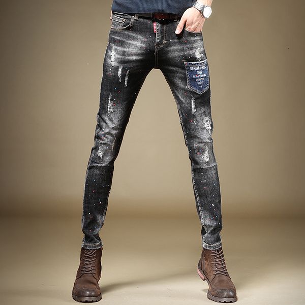 

2021 homem rasgado graffiti impresso jeans preto moda magro ajuste lpis streetwear algodo denim calas sisy, White;black