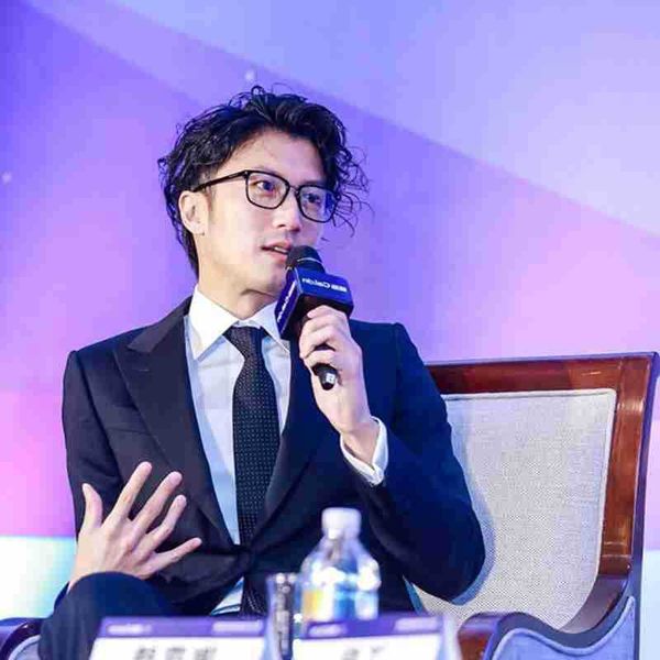 

nicholas tse's same black frame men's fashion short-sighted and flat glasses, White;black