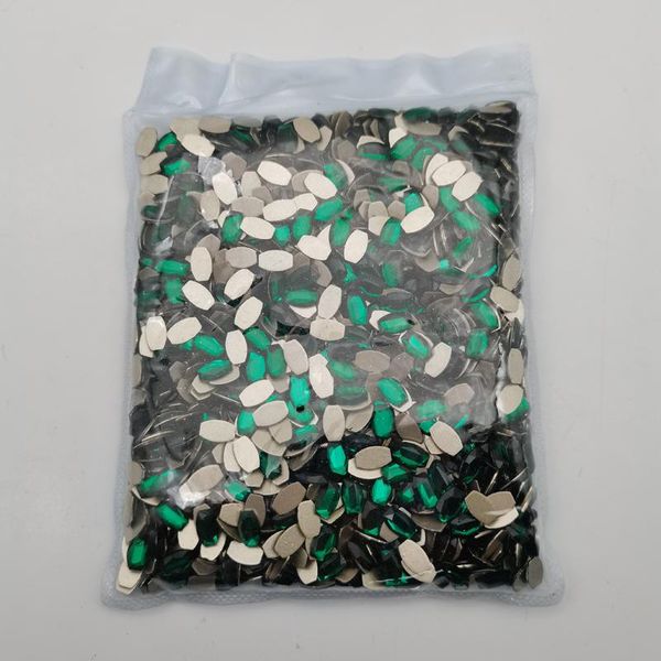 

nail art decorations super shiny 1440pcs/bag green rhinestone gold bottom glass stones for diy nails decoration, Silver;gold