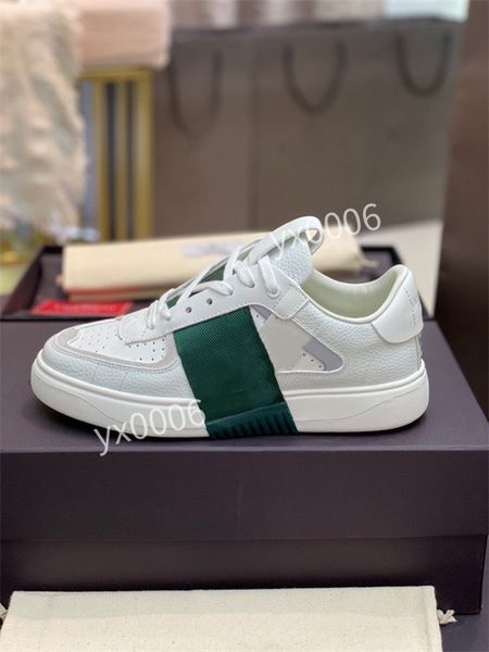 

2022 fashion arrival mens casual 35-41 shoes sneakers boys luxury sheepskin insole model driving trainers fs210808, Red;white