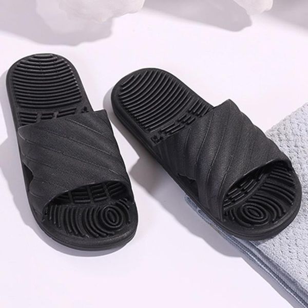 

slippers men sliders sandals summer indoor hoom bathroom floor couples tough shoes fashion leisure wild comfortable early spring 2021, Black