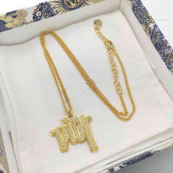 

luxury designer fashion necklace d family / dijiafeng diamond inlaid letter pendant simple personality ins long sweater chain women, Red;brown