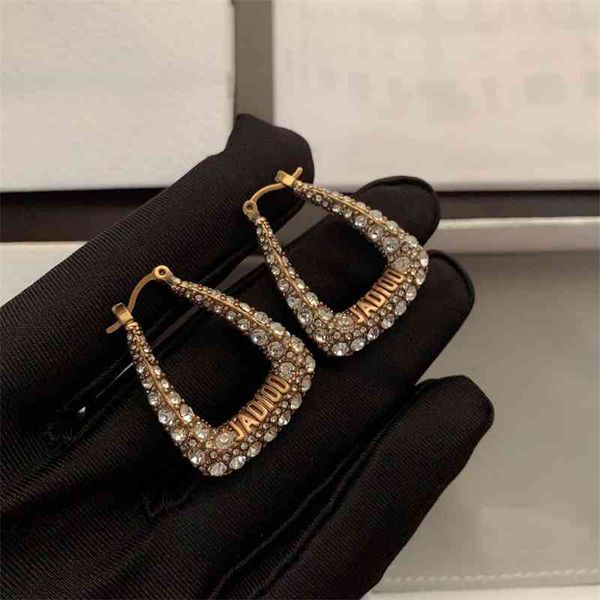 

2021 new designer new family earrings female high version, Golden