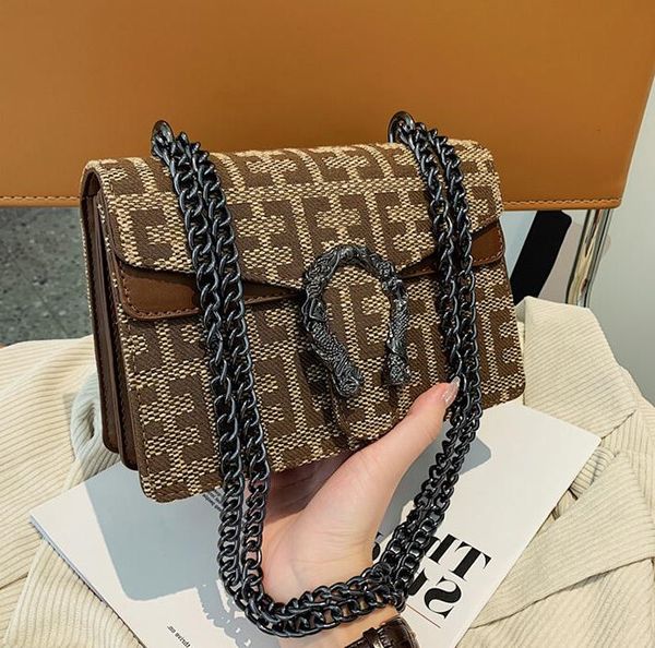 

factory wholesale women leathers shoulder bags retro-shaped leather handbag street trend printing backpack winter contrast fashion crossbody
