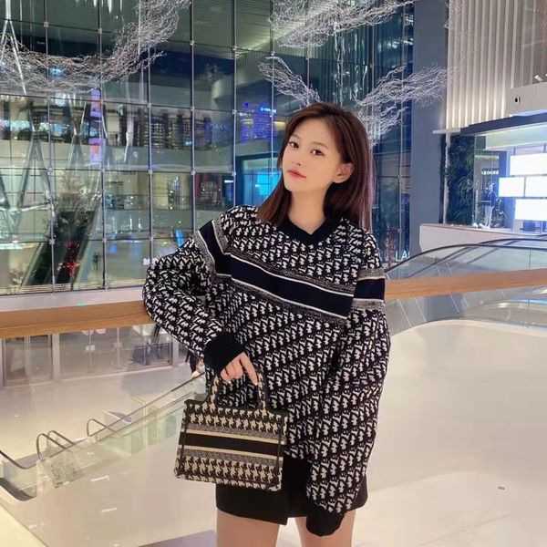 

21 autumn winter new tide classic old letter jacquard sweater loose and versatile top, Black;gray