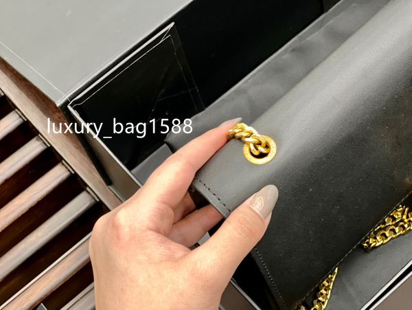 

fashion woc envelop lady's premium cowhide material