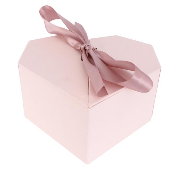

1pc heart shaped gift box creative christmas present case candy box )