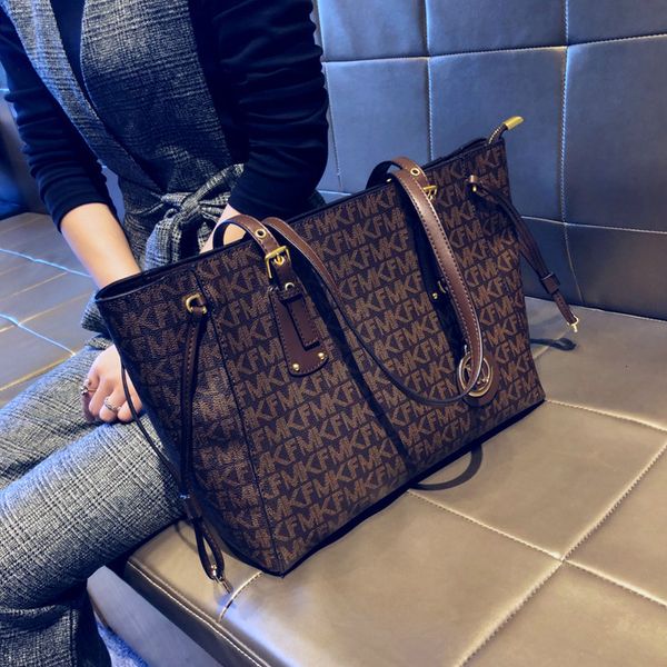 

leather crossbody full bags handbag 2021 handbags fashion design sense large capacity travel one shoulder tote bag