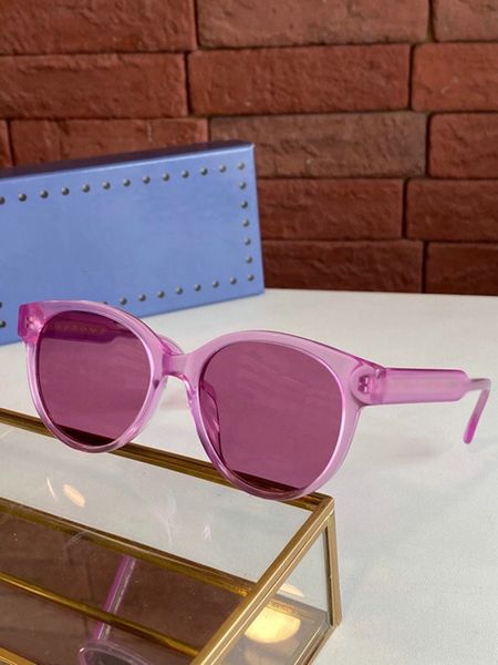 

2021 women sunglasses classic popular sunglasses for men fashion women sunglasses luxury designer driving sun glasses pc frame, White;black