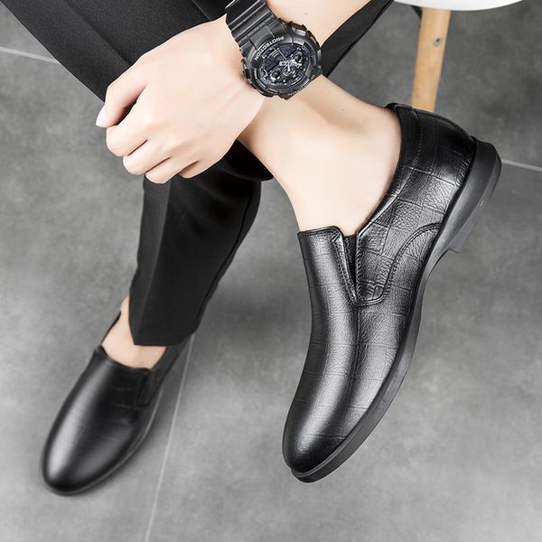 

busins men's leather sho are comfortable, soft and delicate inside, fashionable simple leisure, Black