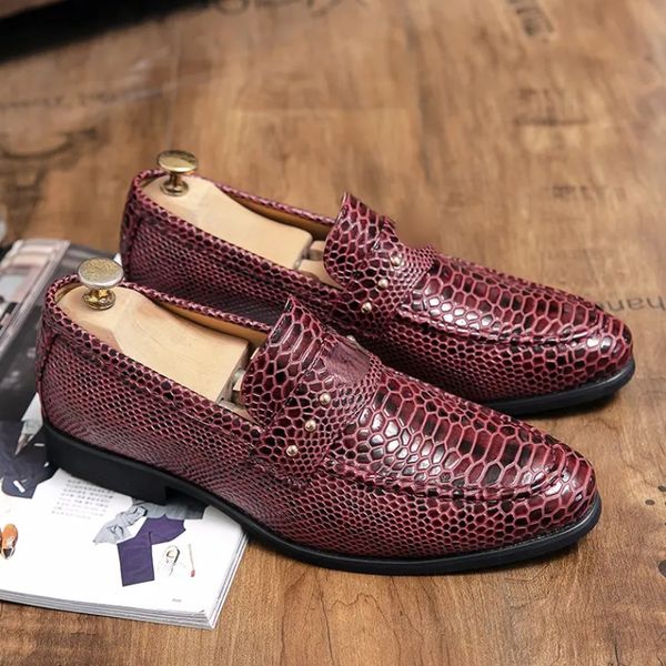 

men business dress shoes pu leather embossed rivet decoration classic one foot lok fu wedding bridegroom versatile dh137, Black