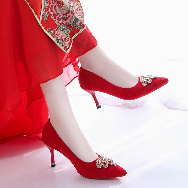 

dress shoes bride wedding high heels women 2021 fashion crystal pointed toe black red pumps 7 cm stiletto heel ladies
