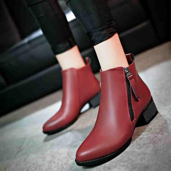 

boots 2021 fashion vintage women ankle soft leather flat shoes comfortable lady lace up classic ghn78, Black
