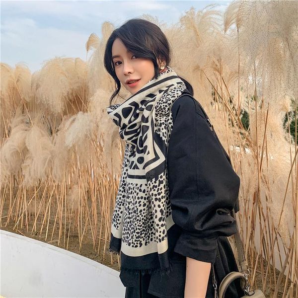 

scarves 2021 scarf women spring, luxury high-grade cotton, linen, leopard print, color matching soft , retro shawls wraps, Blue;gray