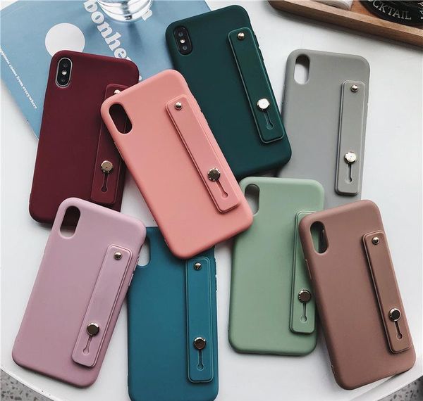 

soft silicone phone holder case for iphone se 2020 xr x xs max 11 pro max case for iphone 7 8 6 6s plus wrist strap back cover 8cxli zjsrb