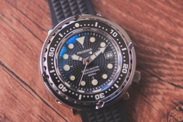 

wristwatches proxima sbbn015 tuna stainless steel diver dive watch nh35 movement ceramic bezel insert c3 luminous, Slivery;brown
