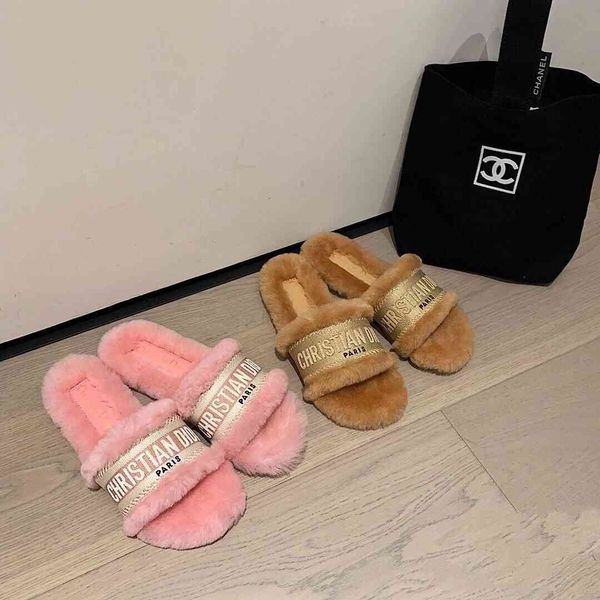 

high version family autumn new embroidered letters flat bottomed leisure vacation slippers plush women's shoes, Black